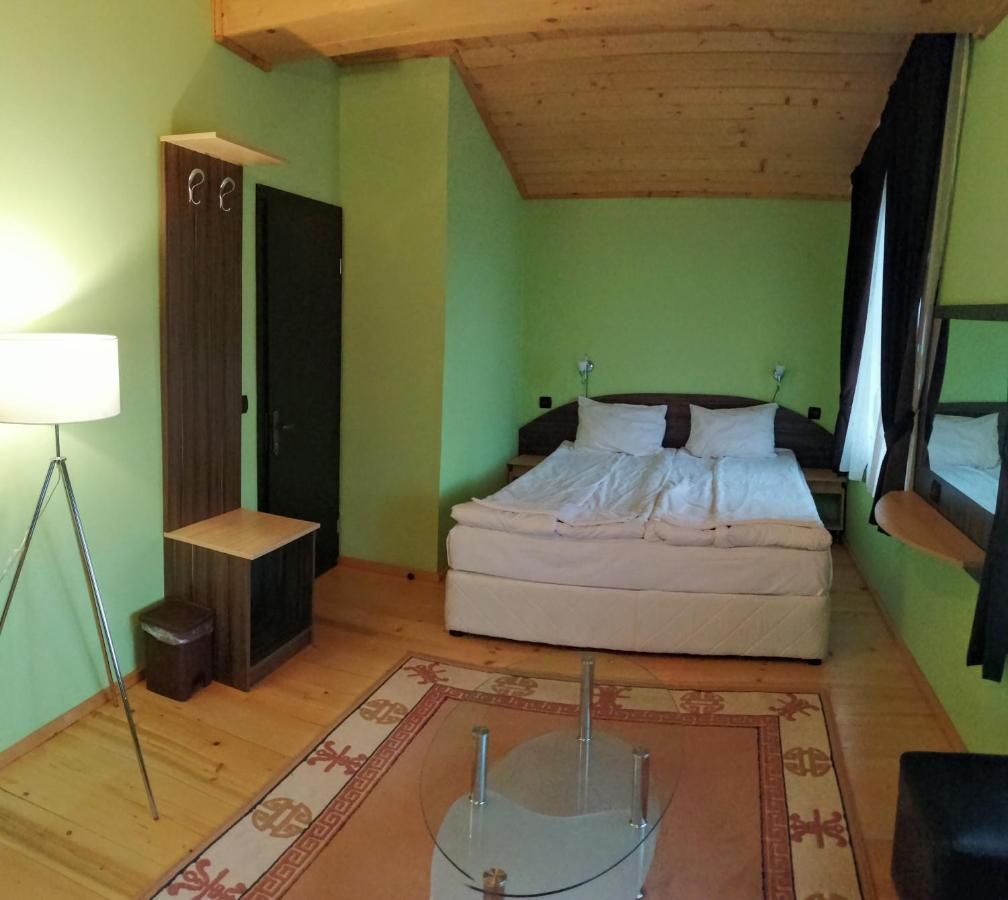 Apartments Black Horse Пампорово Экстерьер фото